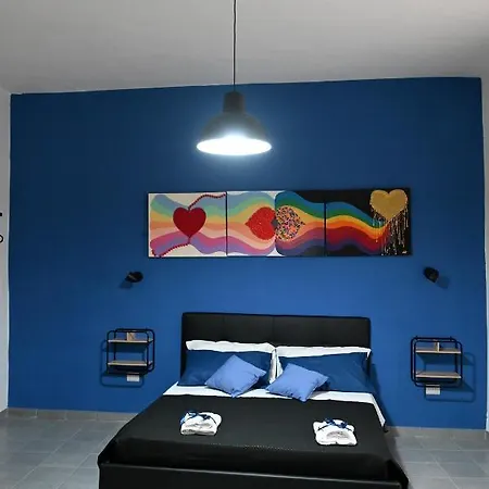 Carlo V - House Capua