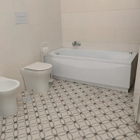 Carlo V - House Bed & Breakfast